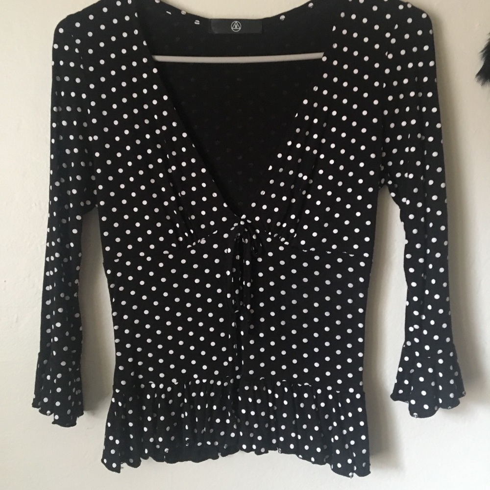 NWOT Cute polka dot top